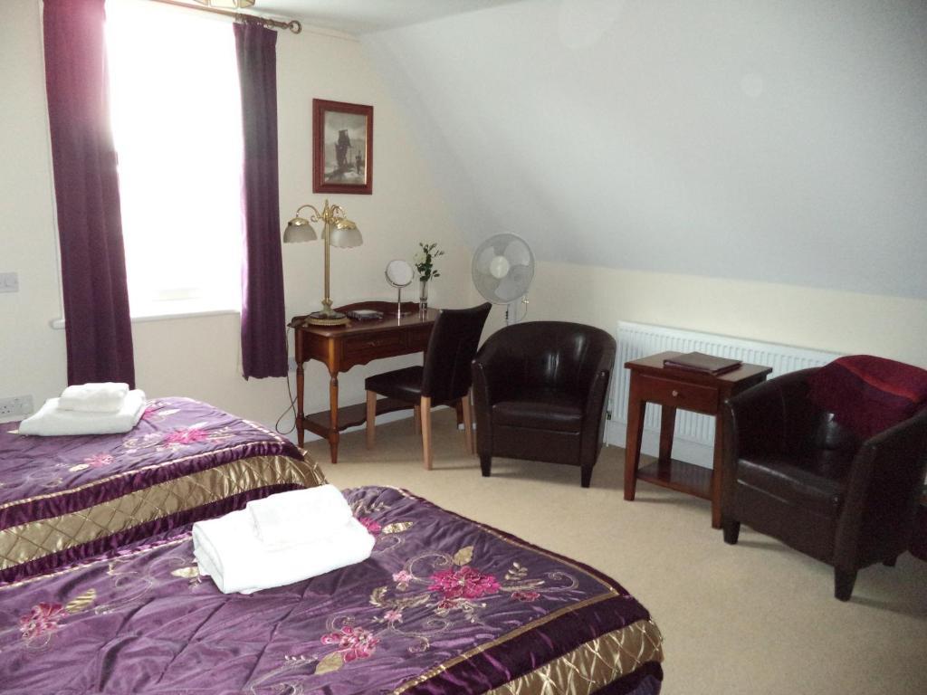 Britten House Lowestoft Rum bild